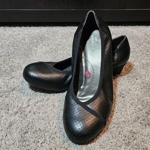 Extra Wide Ros Hommerson Evelyn Perforated Black Leather Flats Size 8.5 WW